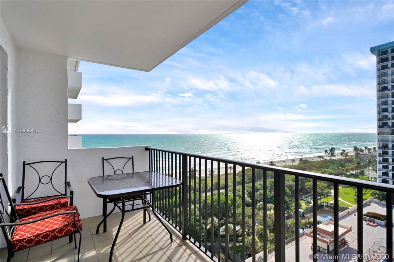 1201 Ocean Dr - Photo 1