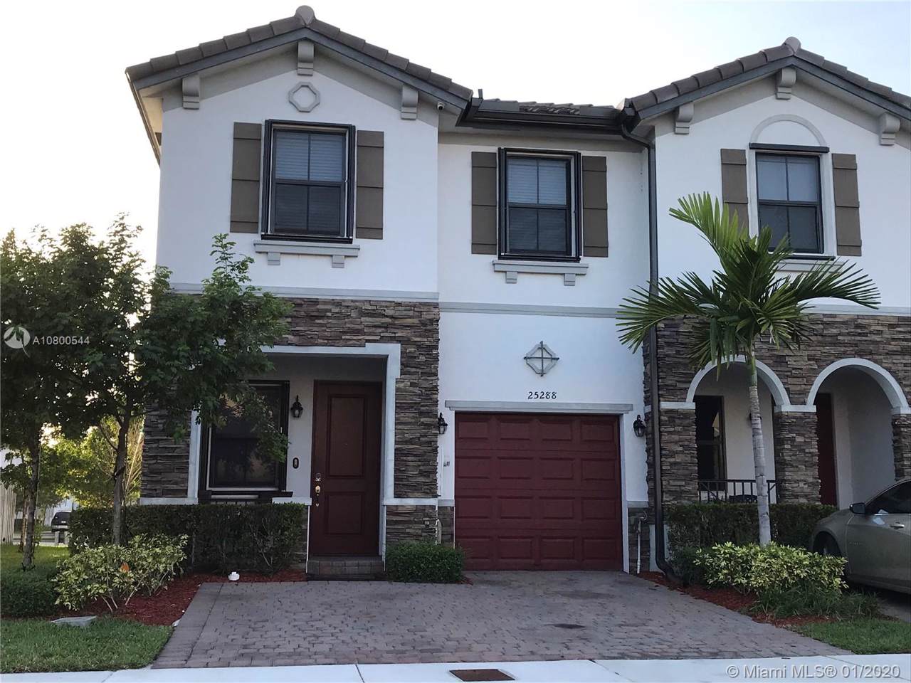 25288 115th Ave - Photo 1