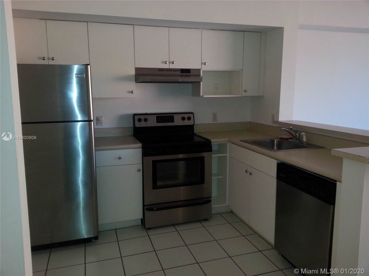 5085 7th St - Photo 1