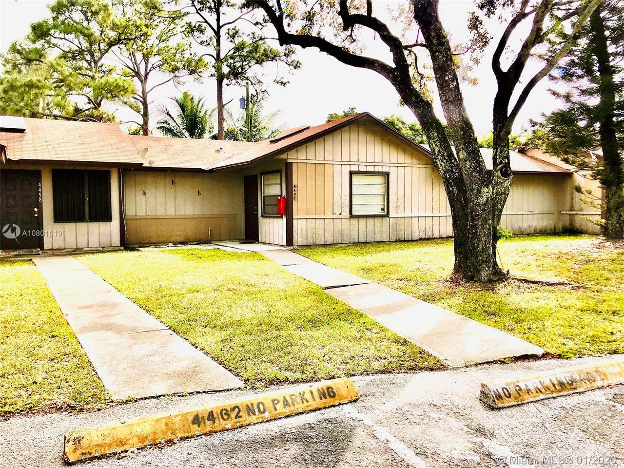 4462 Country Grove Blvd - Photo 1