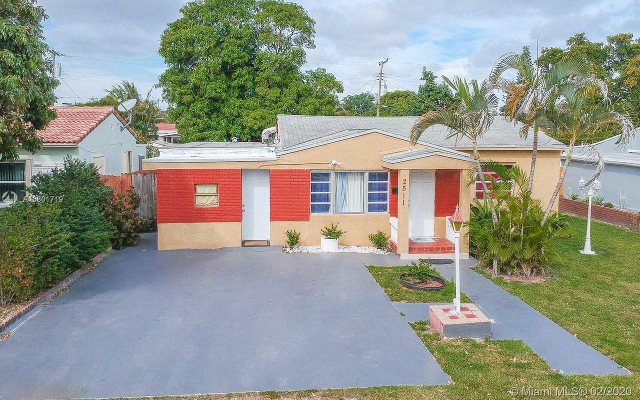 2511 Thomas St - Photo 1