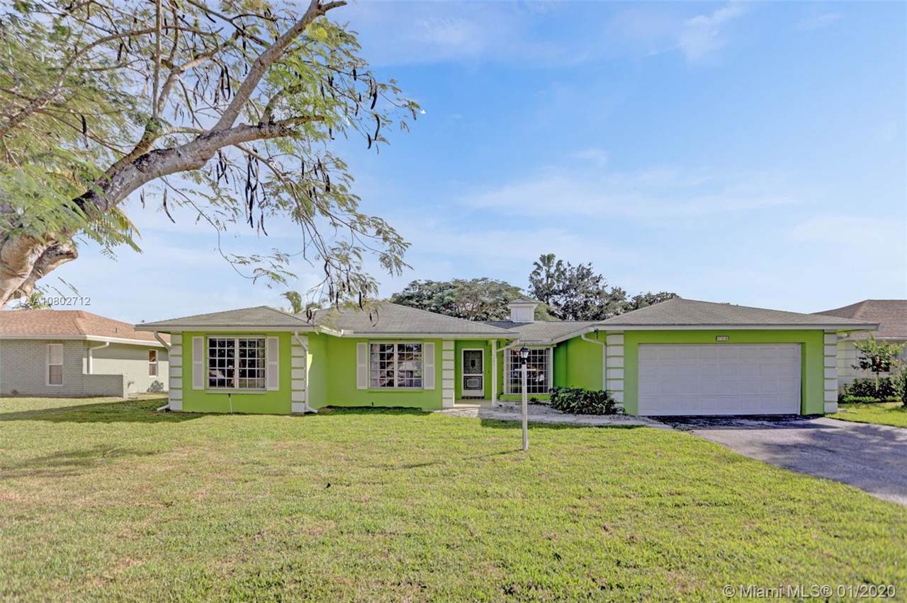 138 Meadowlark Dr - Photo 1