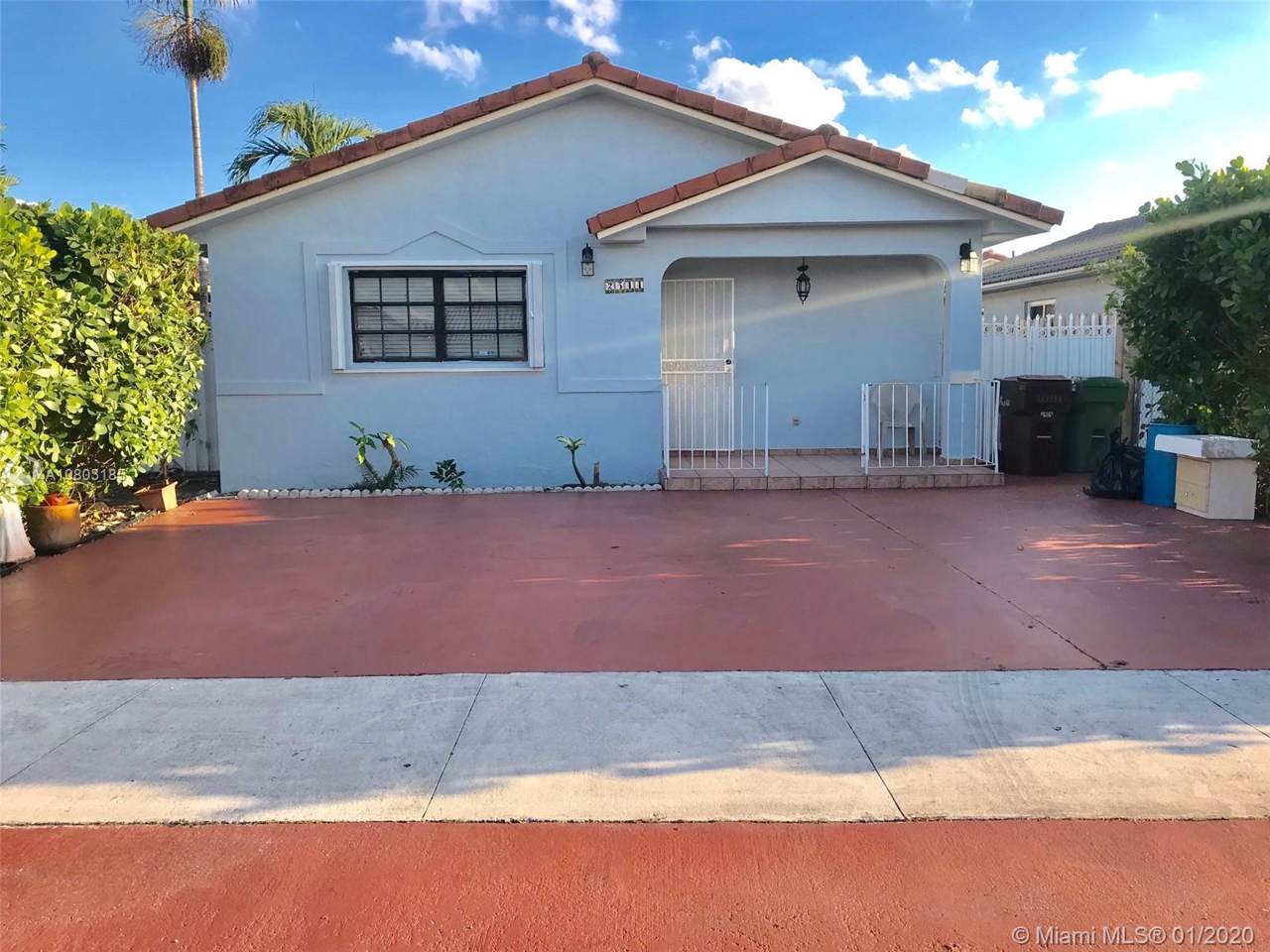 2544 72nd Pl - Photo 1