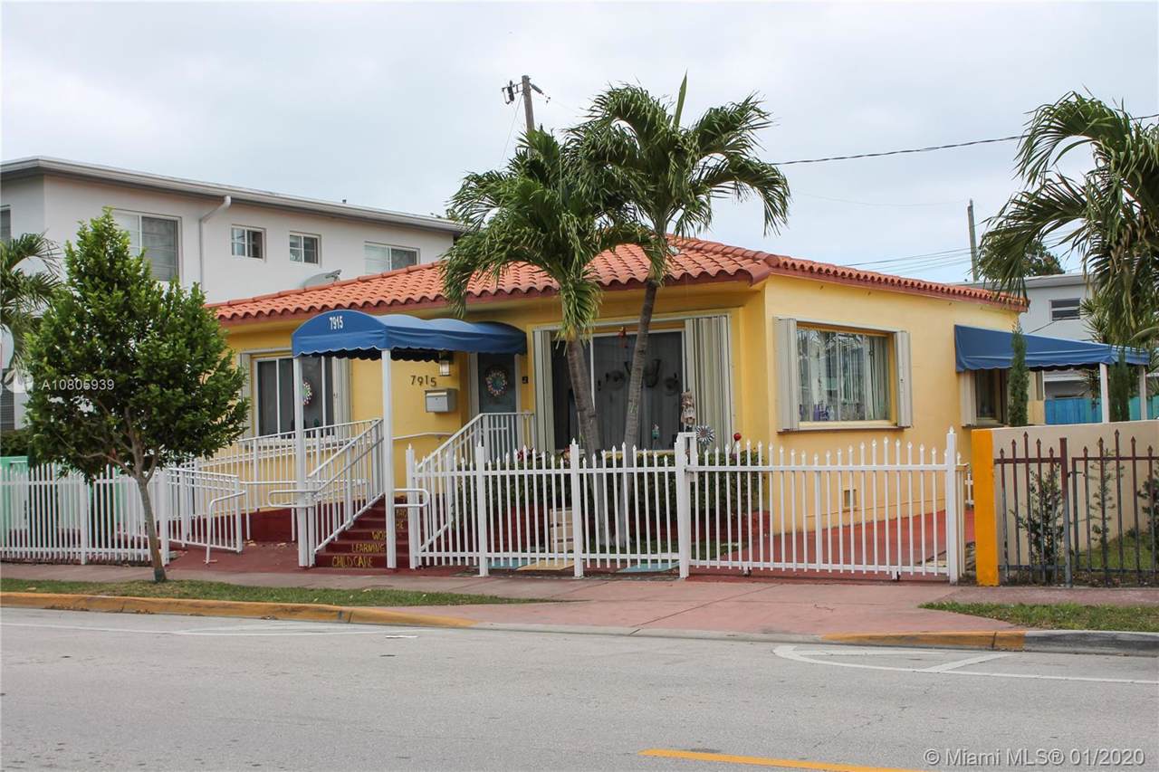 7915 Hawthorne Ave - Photo 1