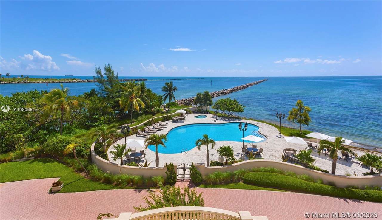 7233 Fisher Island Dr - Photo 1