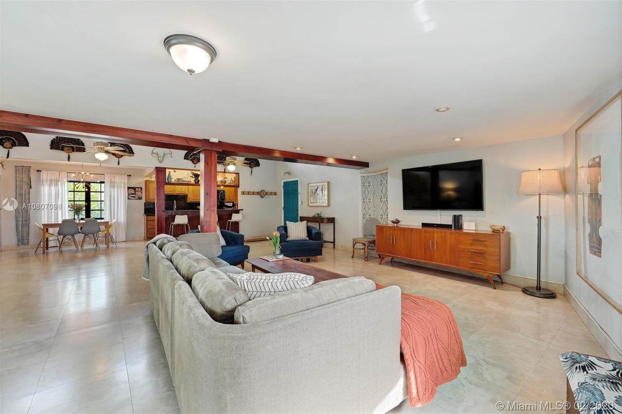 13140 1st Ave - Photo 1