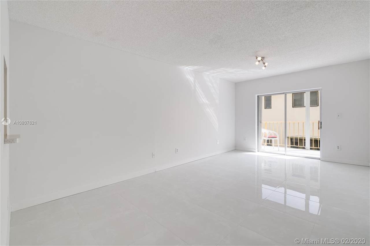 1540 Meridian Ave - Photo 1