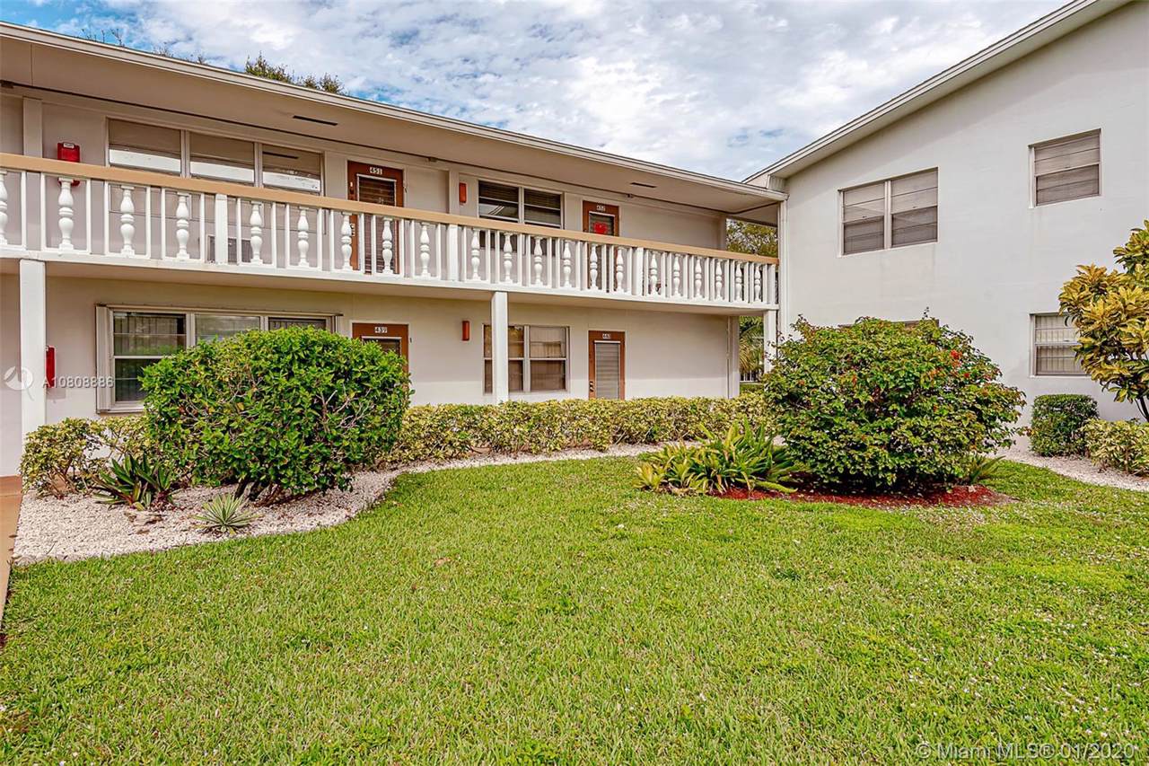 439 Tilford U - Photo 1