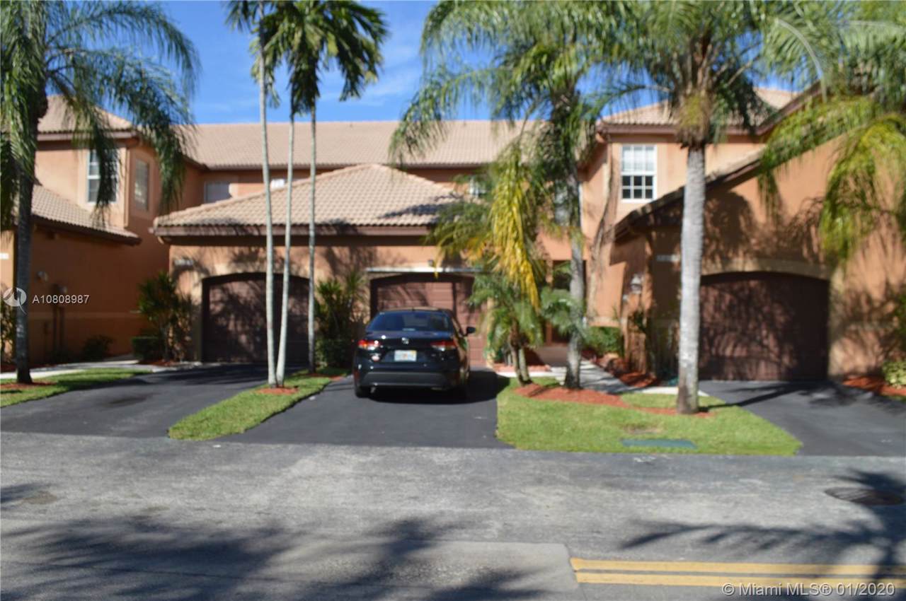 1605 Veracruz Ln - Photo 1
