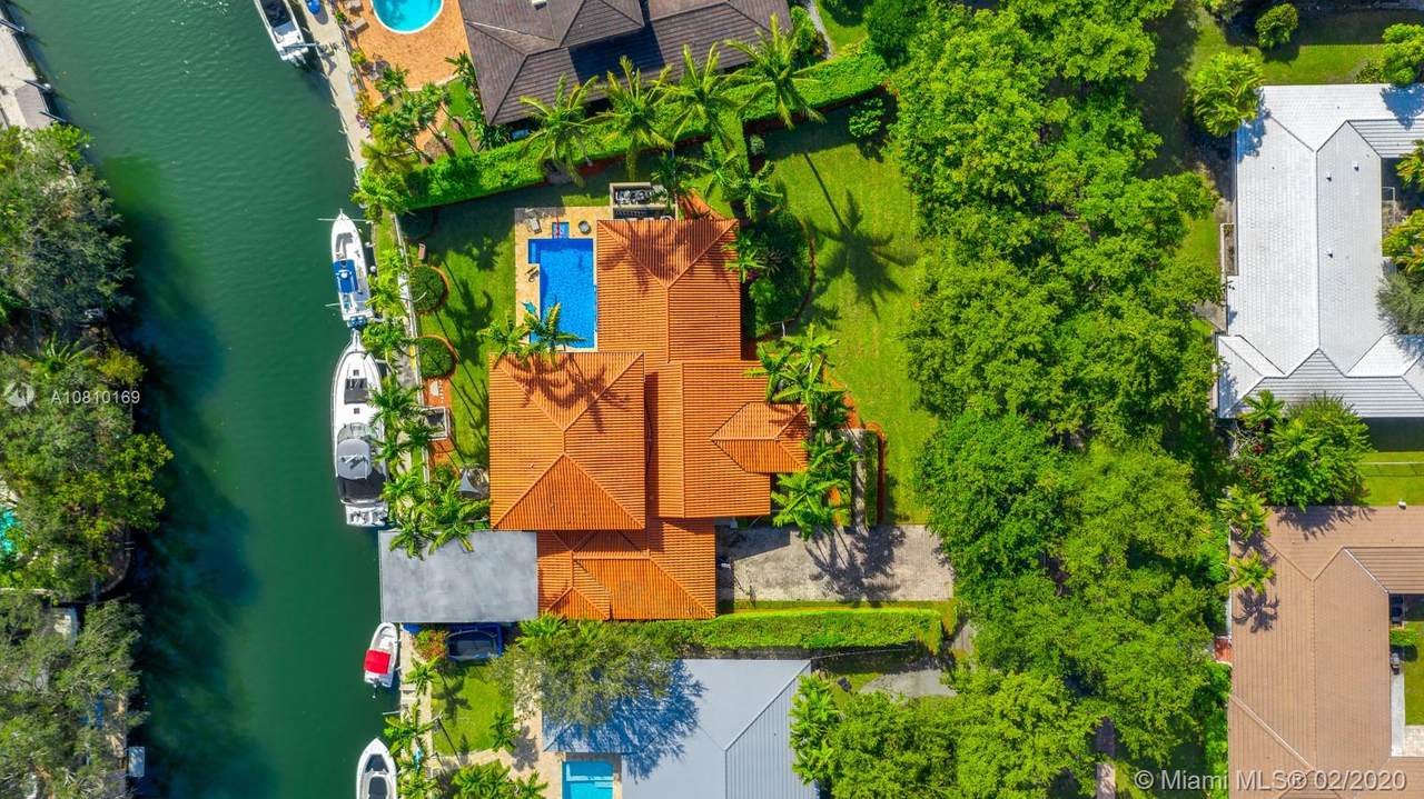 5343 Orduna Dr - Photo 1