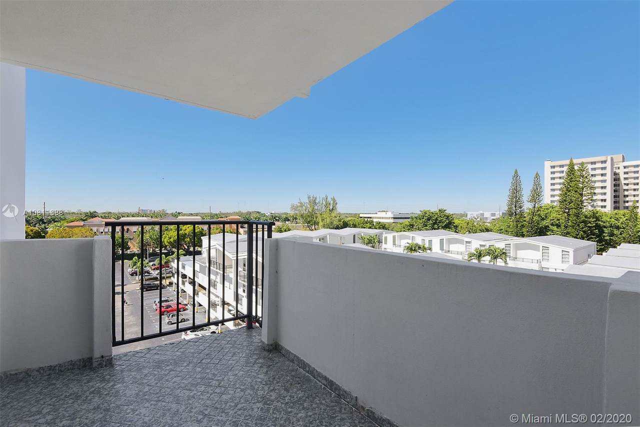2750 183rd St - Photo 1