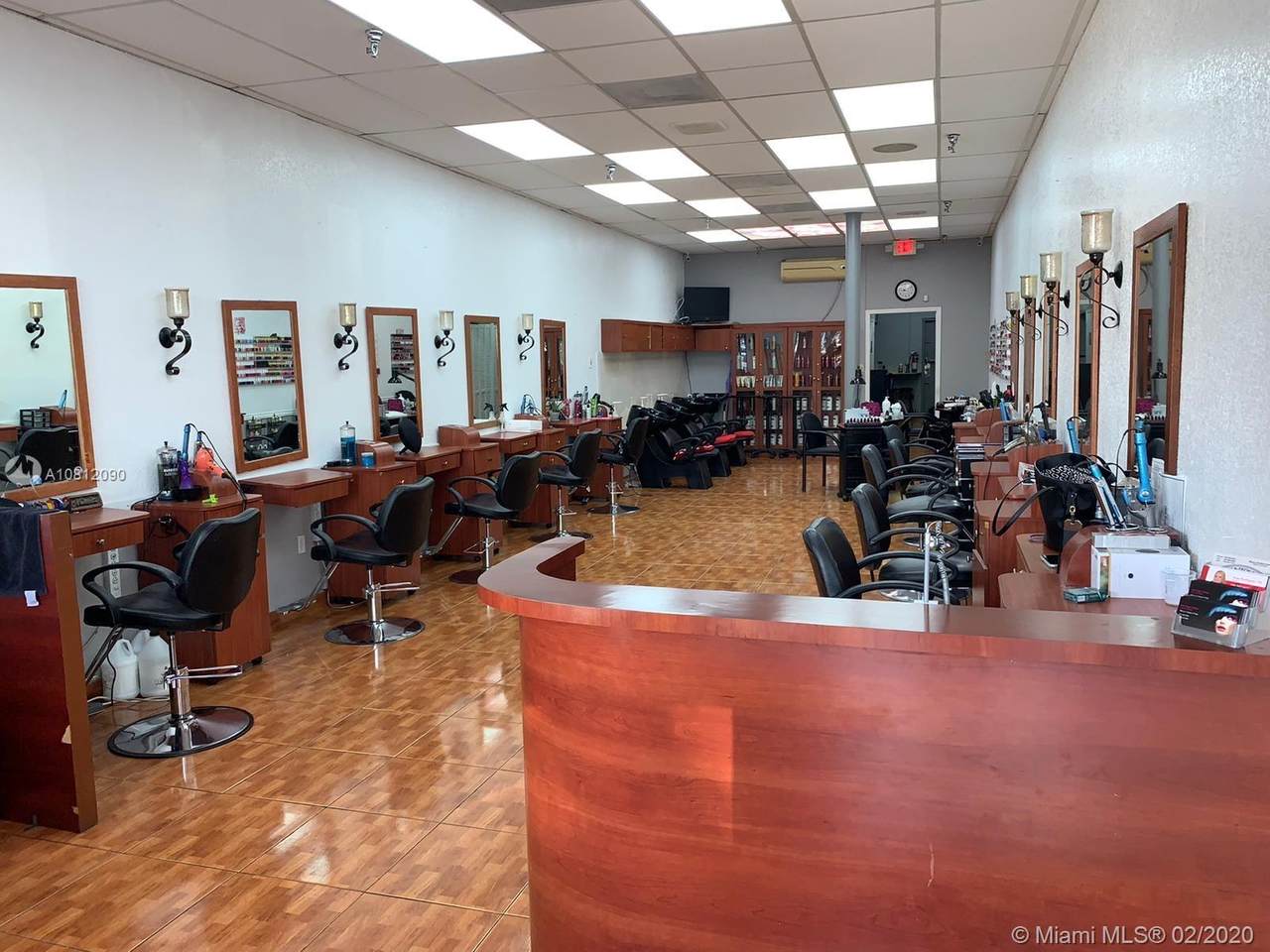 5765 7 ST - Photo 1