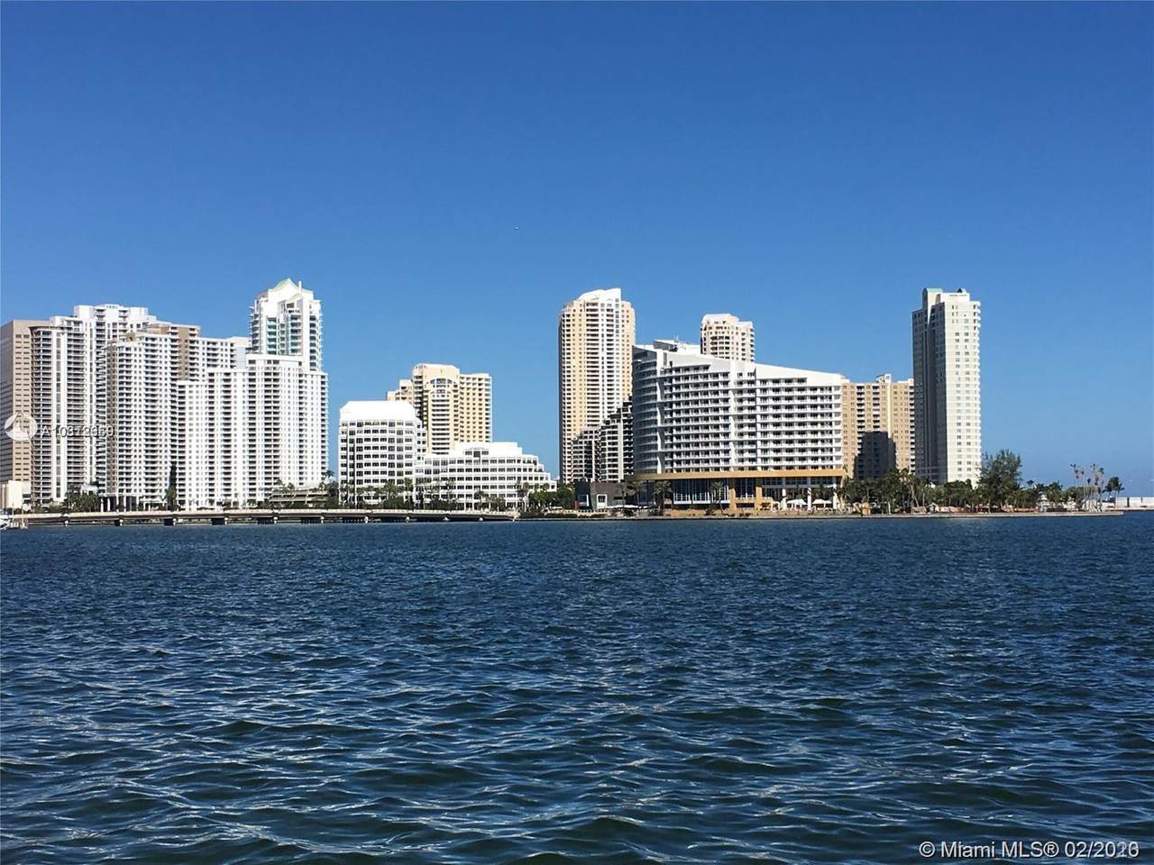 520 Brickell Key Dr - Photo 1