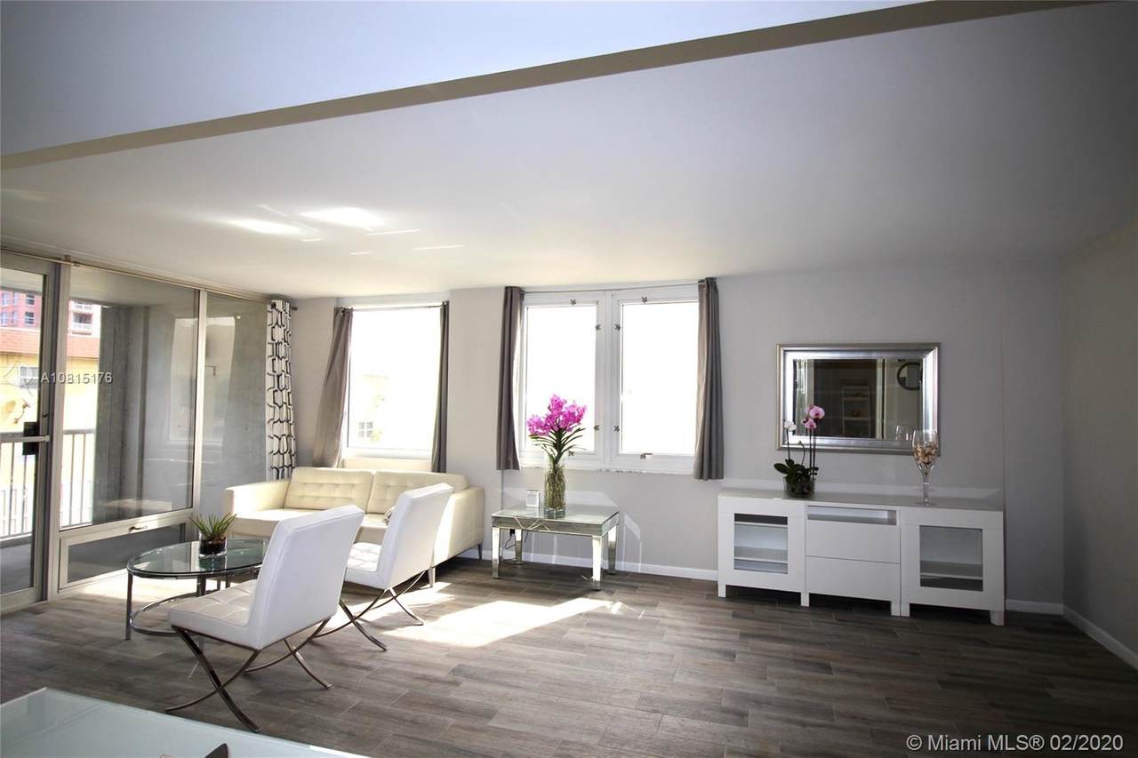 2200 33rd Ave - Photo 1