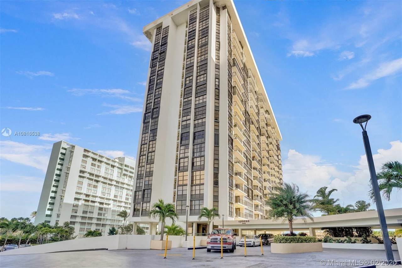 1865 Brickell Ave - Photo 1