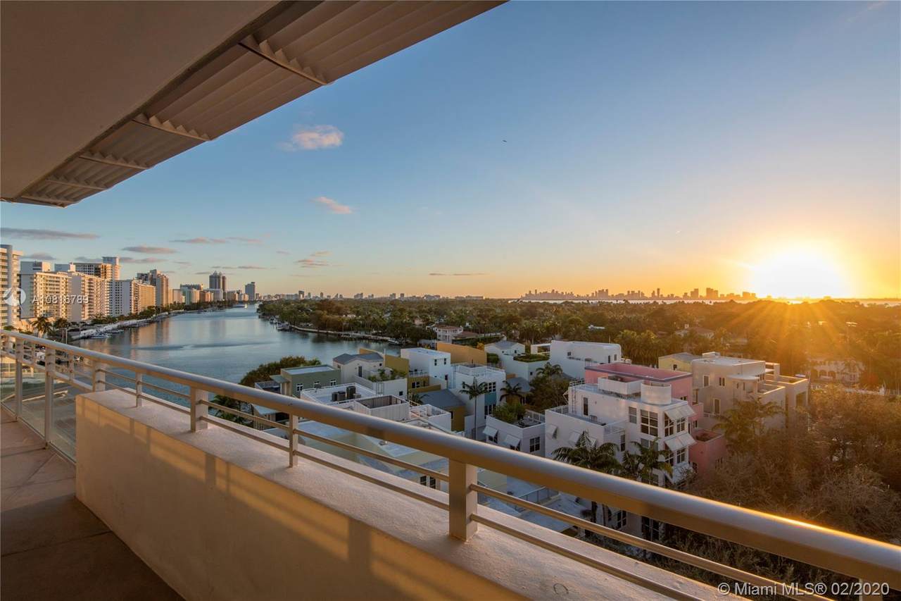 6101 Aqua Ave - Photo 1