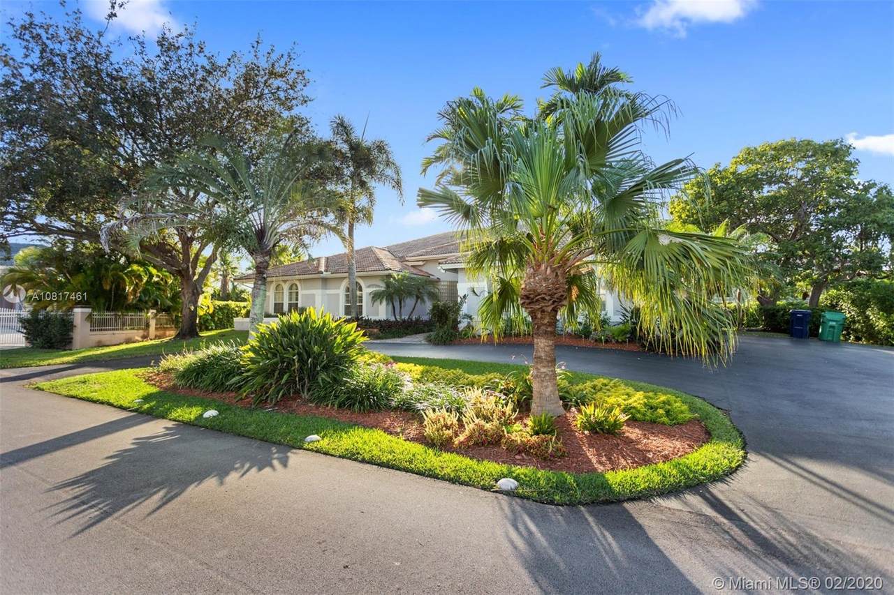 13820 84th Ave - Photo 1