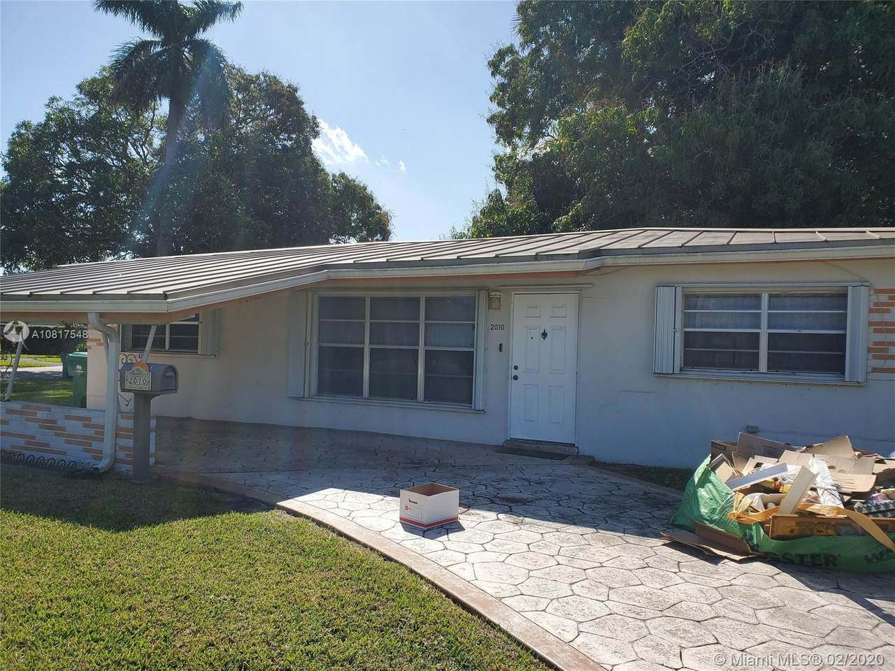 2010 Bahama Dr - Photo 1 2010 Bahama Dr - Photo 1