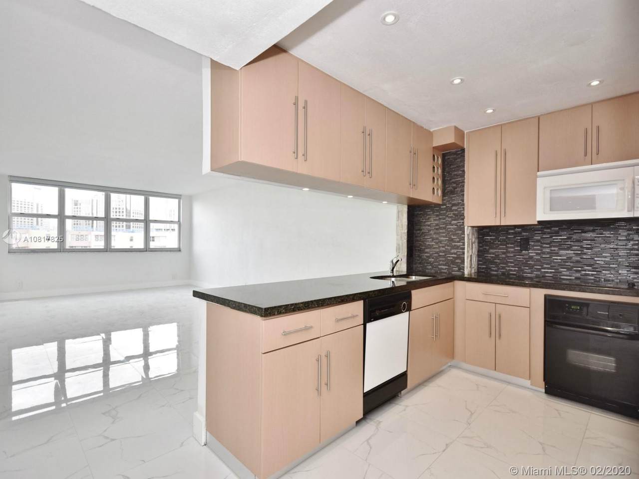 9125 77 AV - Photo 1