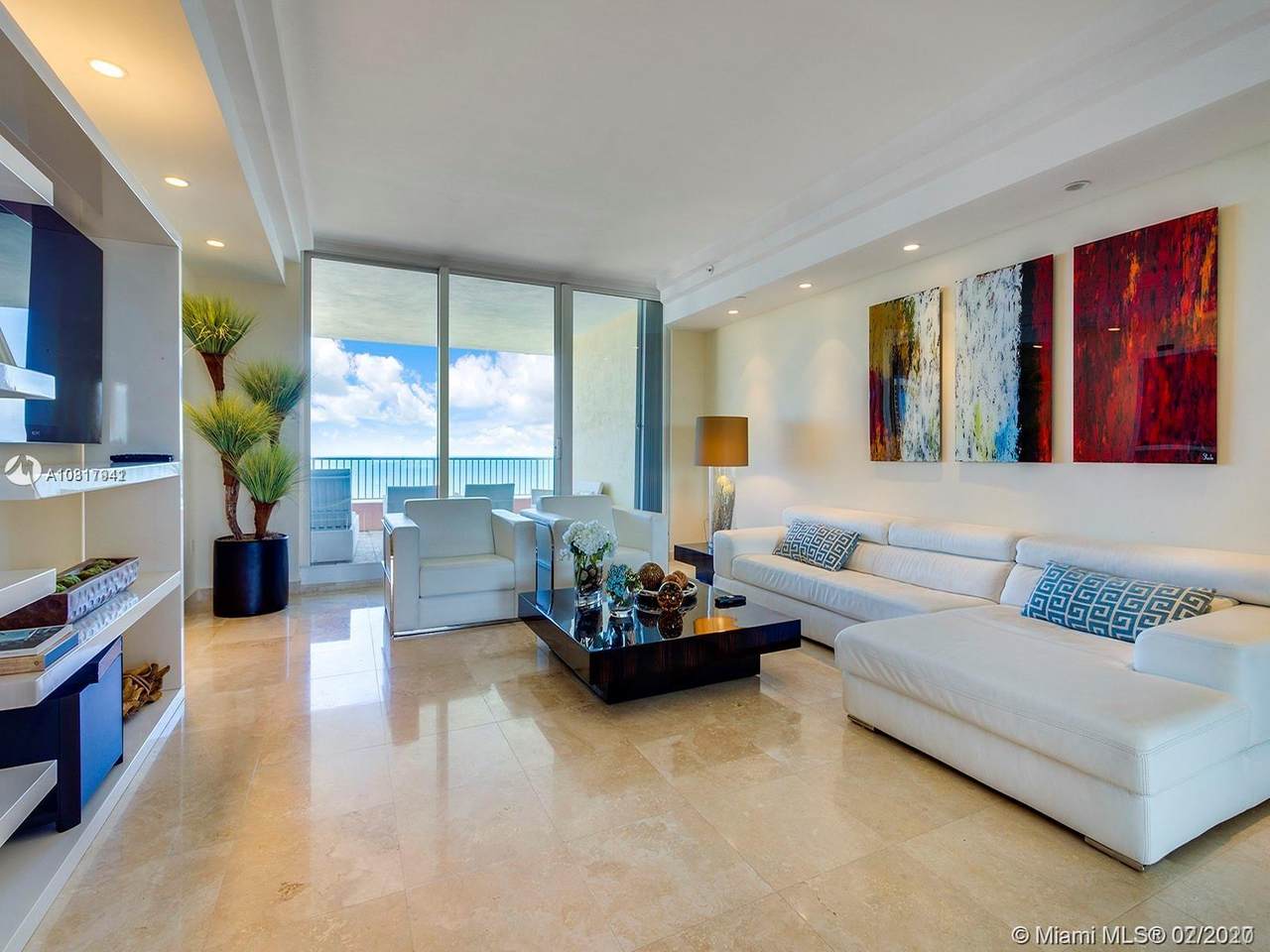 785 Crandon Blvd - Photo 1