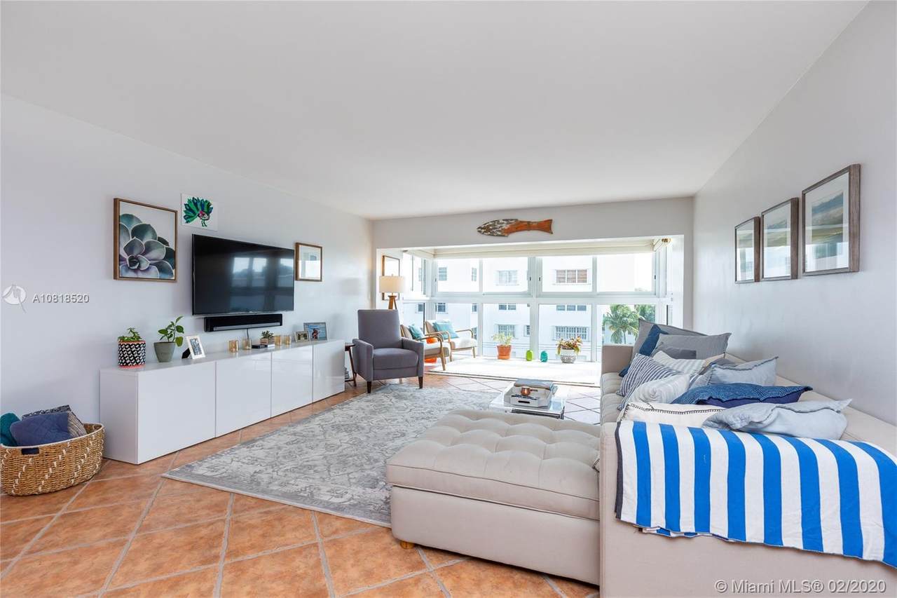 550 Ocean Dr - Photo 1