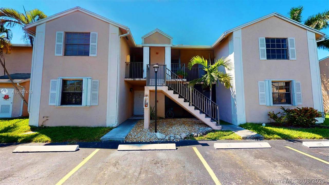 1190 Washington Cir - Photo 1