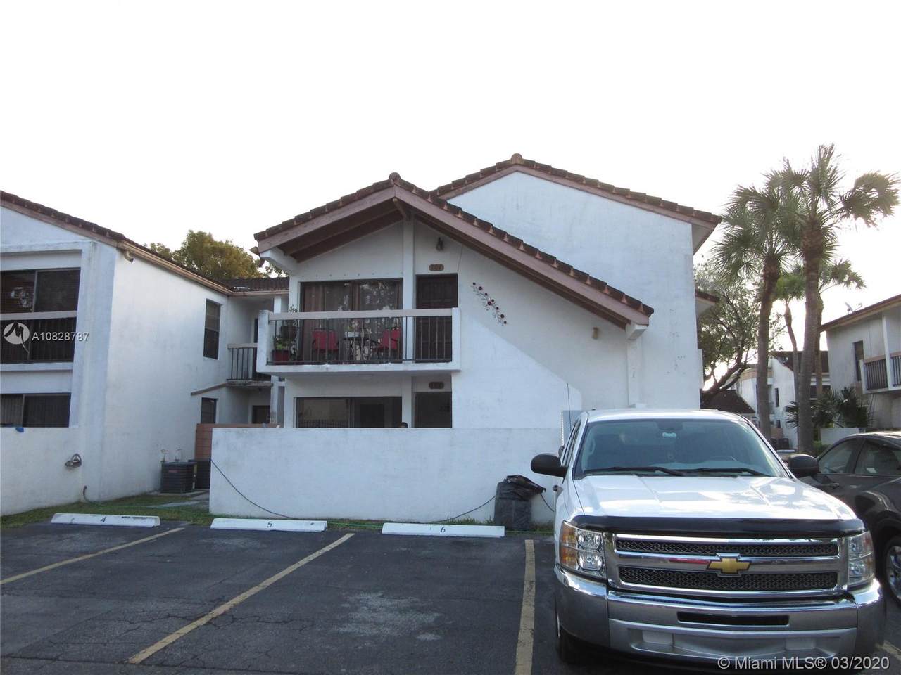 7430 153rd Pl - Photo 1