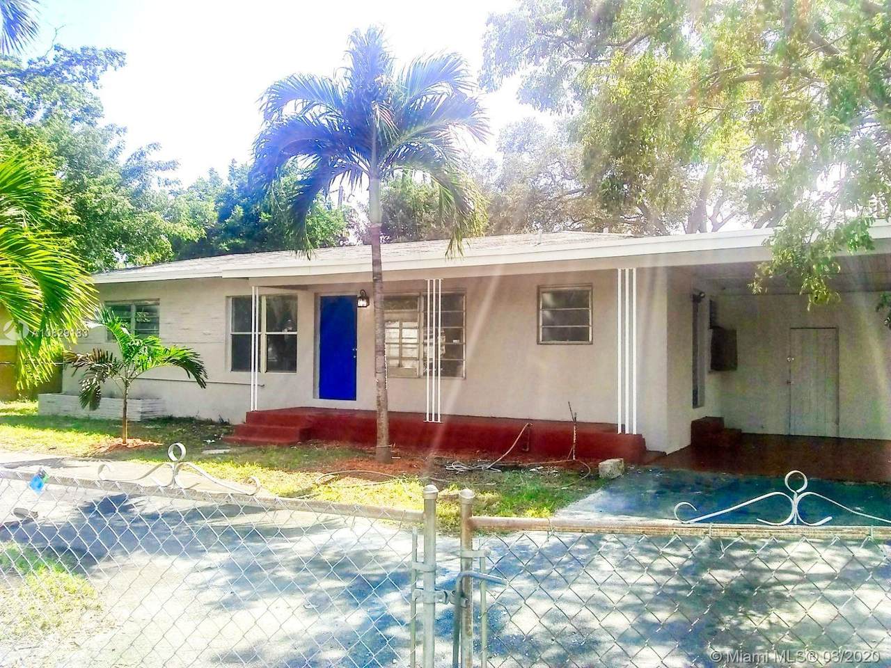 1600 159th St - Photo 1