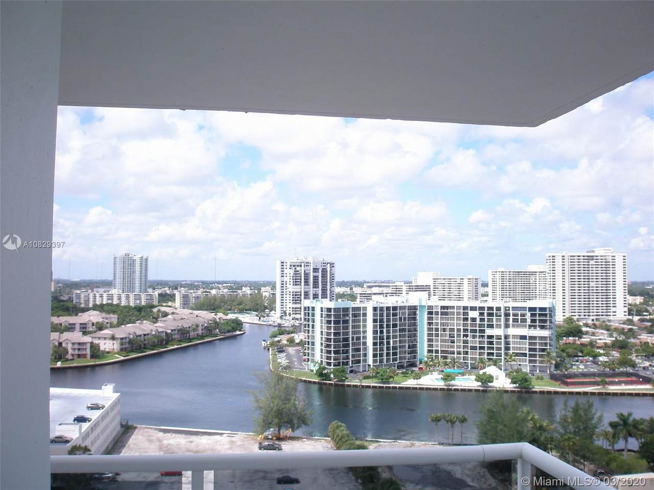 3725 Ocean Dr - Photo 1