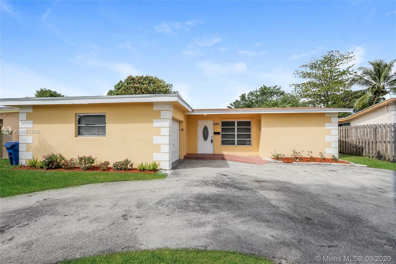 6831 25th Ct - Photo 1
