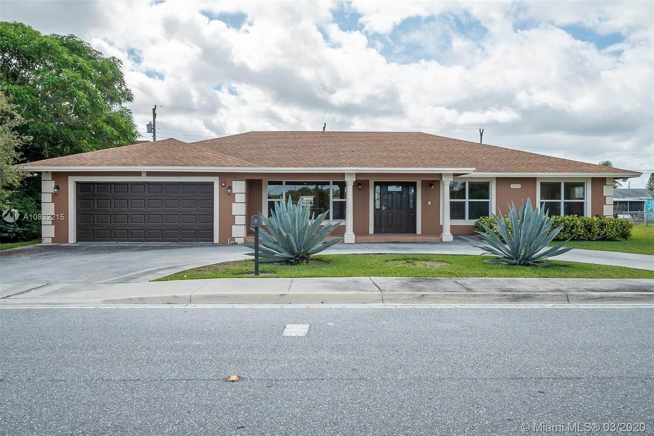 1397 35th St - Photo 1