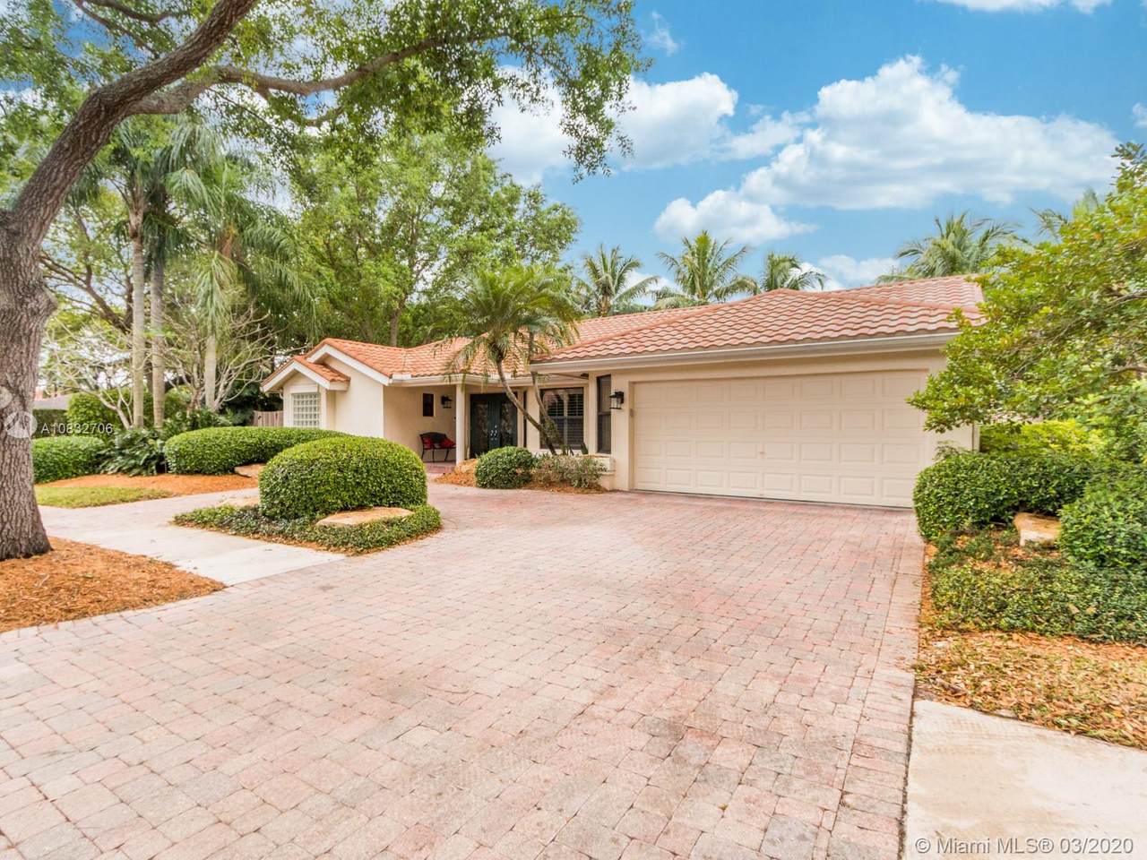 1602 Eastlake Way - Photo 1