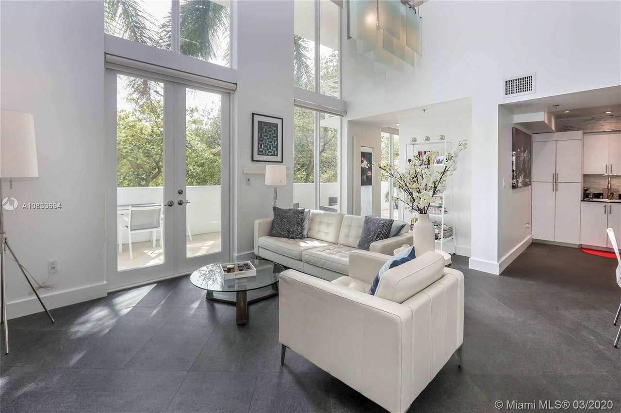 1428 West Ave - Photo 1