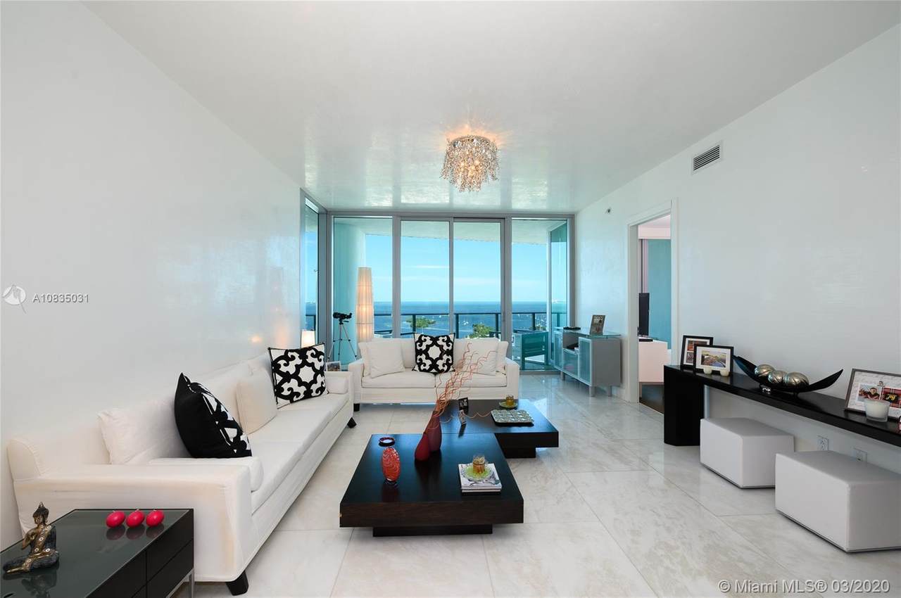 2627 Bayshore Dr - Photo 1