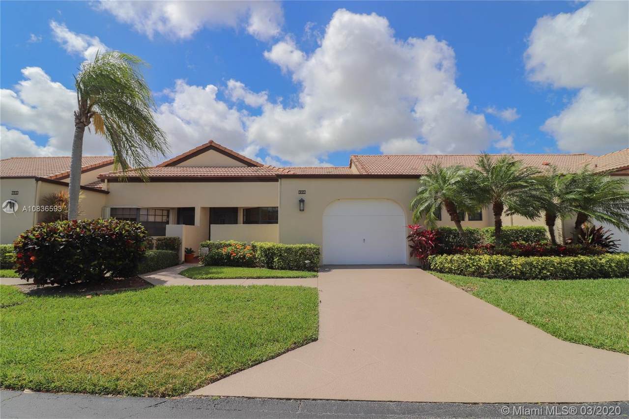 8358 Mooring Cir - Photo 1