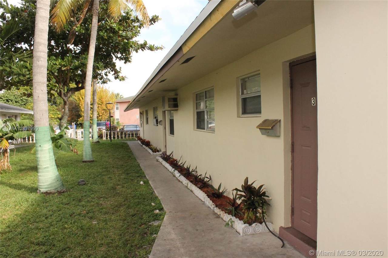 334 2nd Ct - Photo 1