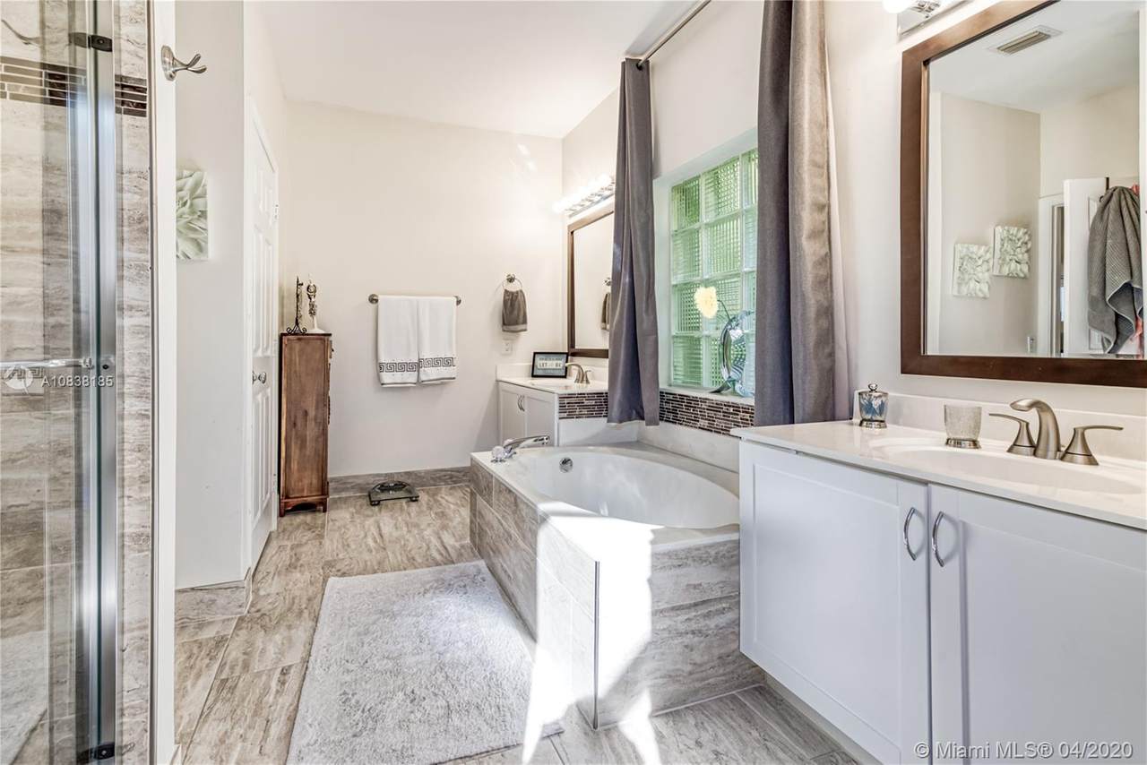 410 Carrington Dr - Photo 1