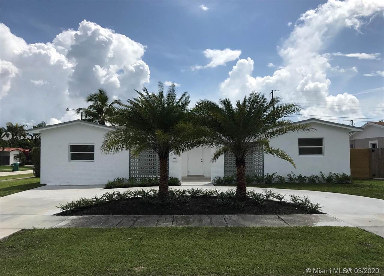 6001 93rd Ct - Photo 1