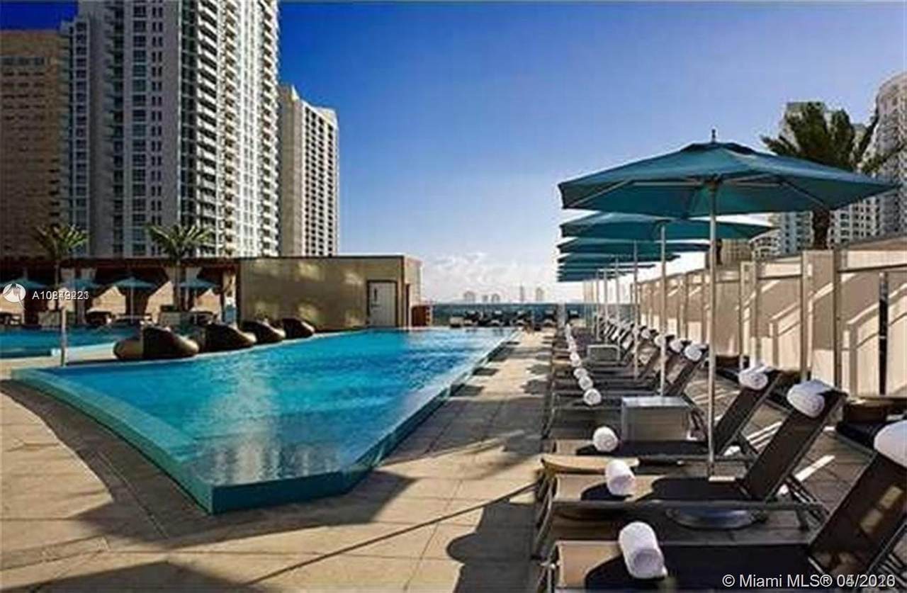 200 Biscayne Boulevard Way - Photo 1 200 Biscayne Boulevard Way - Photo 1