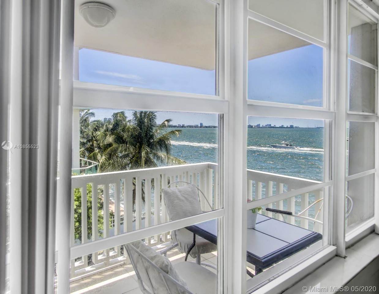 2016 Bay Dr - Photo 1 2016 Bay Dr - Photo 1