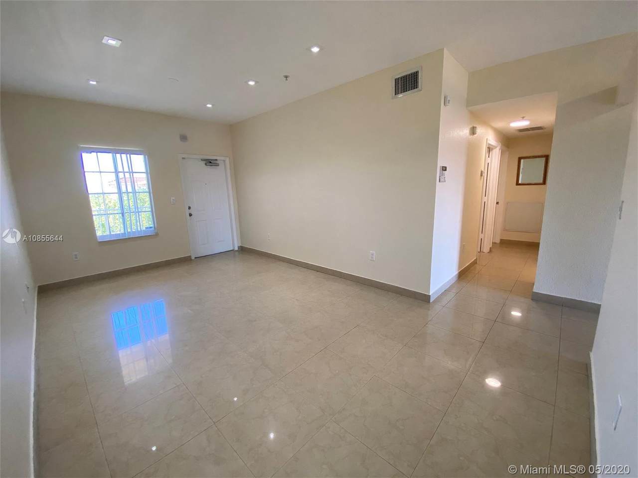 6940 179th St - Photo 1 6940 179th St - Photo 1