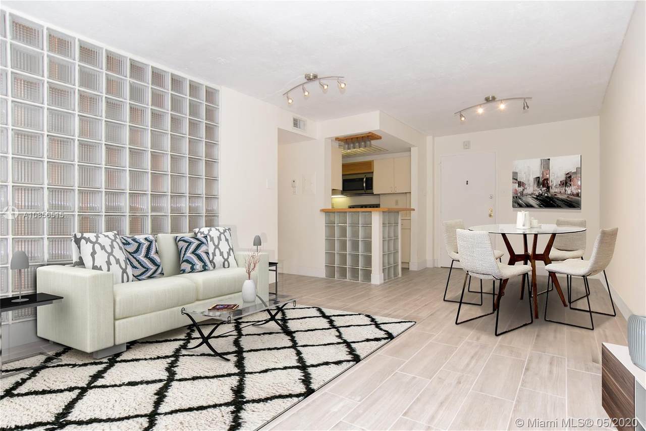 3304 Virginia St - Photo 1
