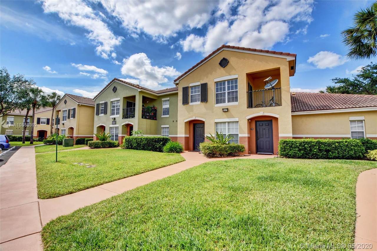 10366 Fox Trail Road S - Photo 1