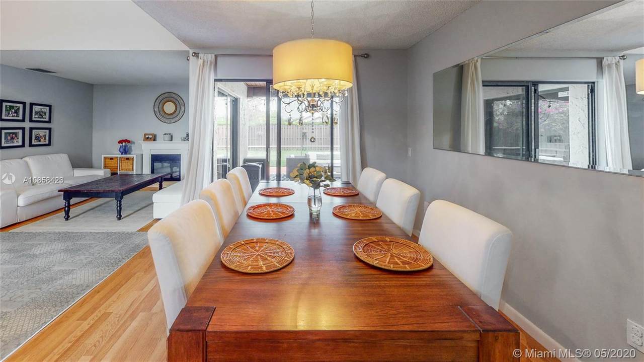 4257 147th Ct - Photo 1