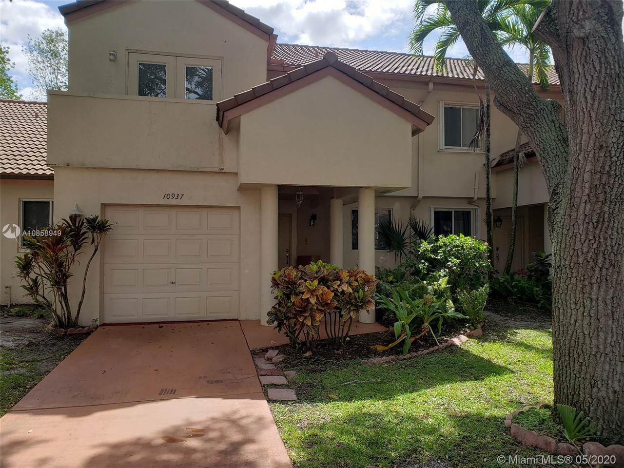 10937 Broward Blvd - Photo 1 10937 Broward Blvd - Photo 1
