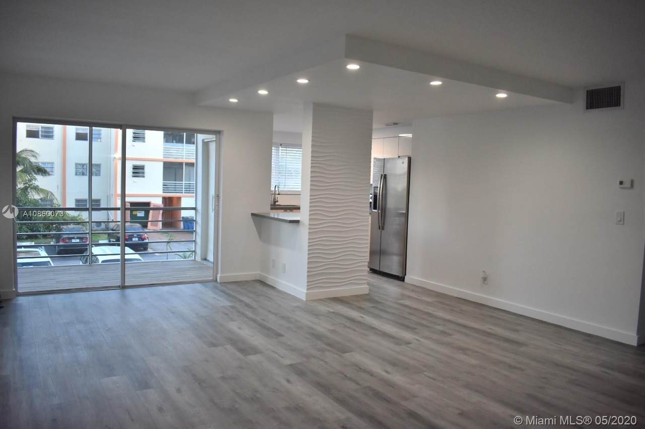 2251 41st Ave - Photo 1