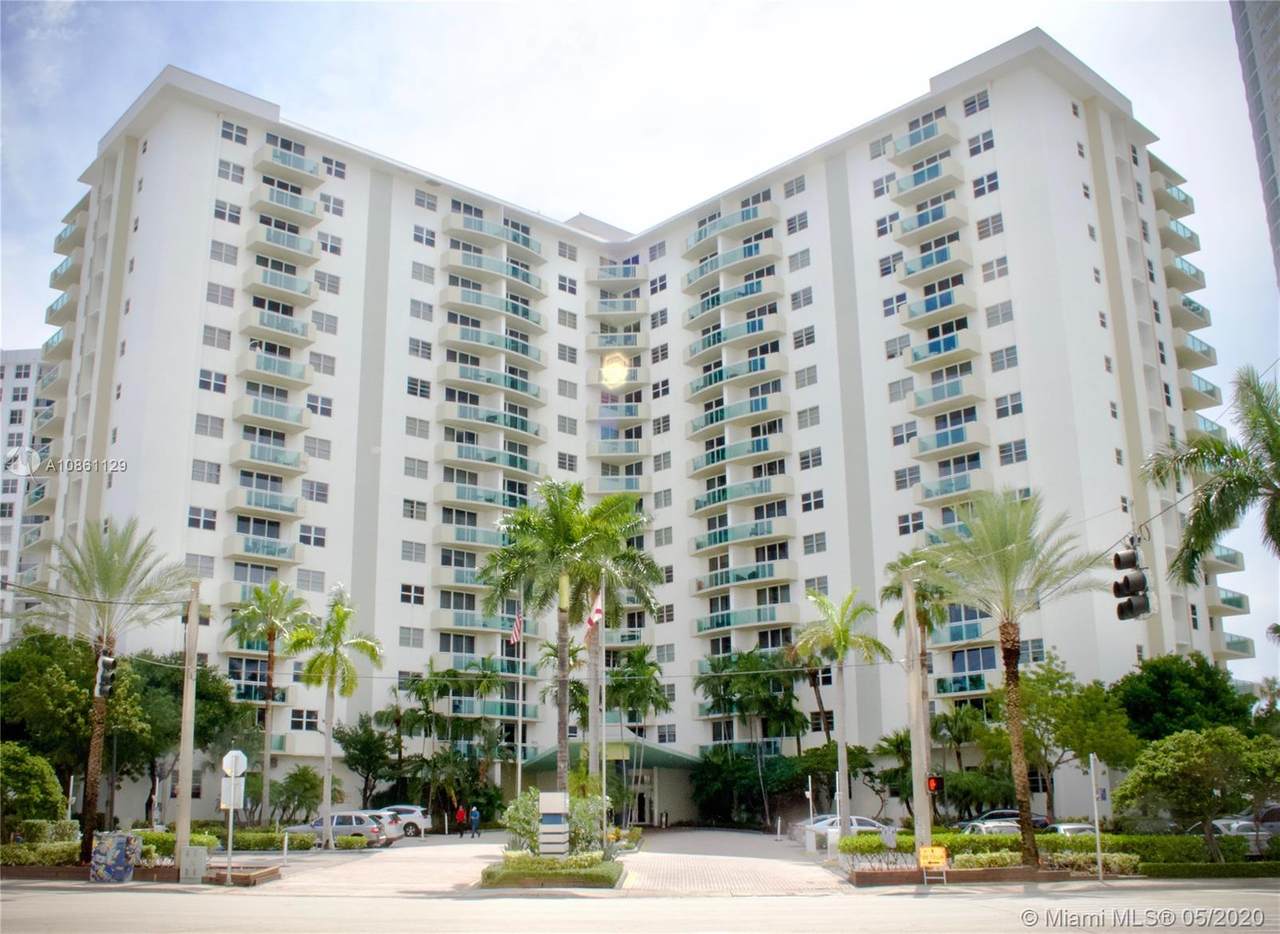 3001 Ocean Dr - Photo 1