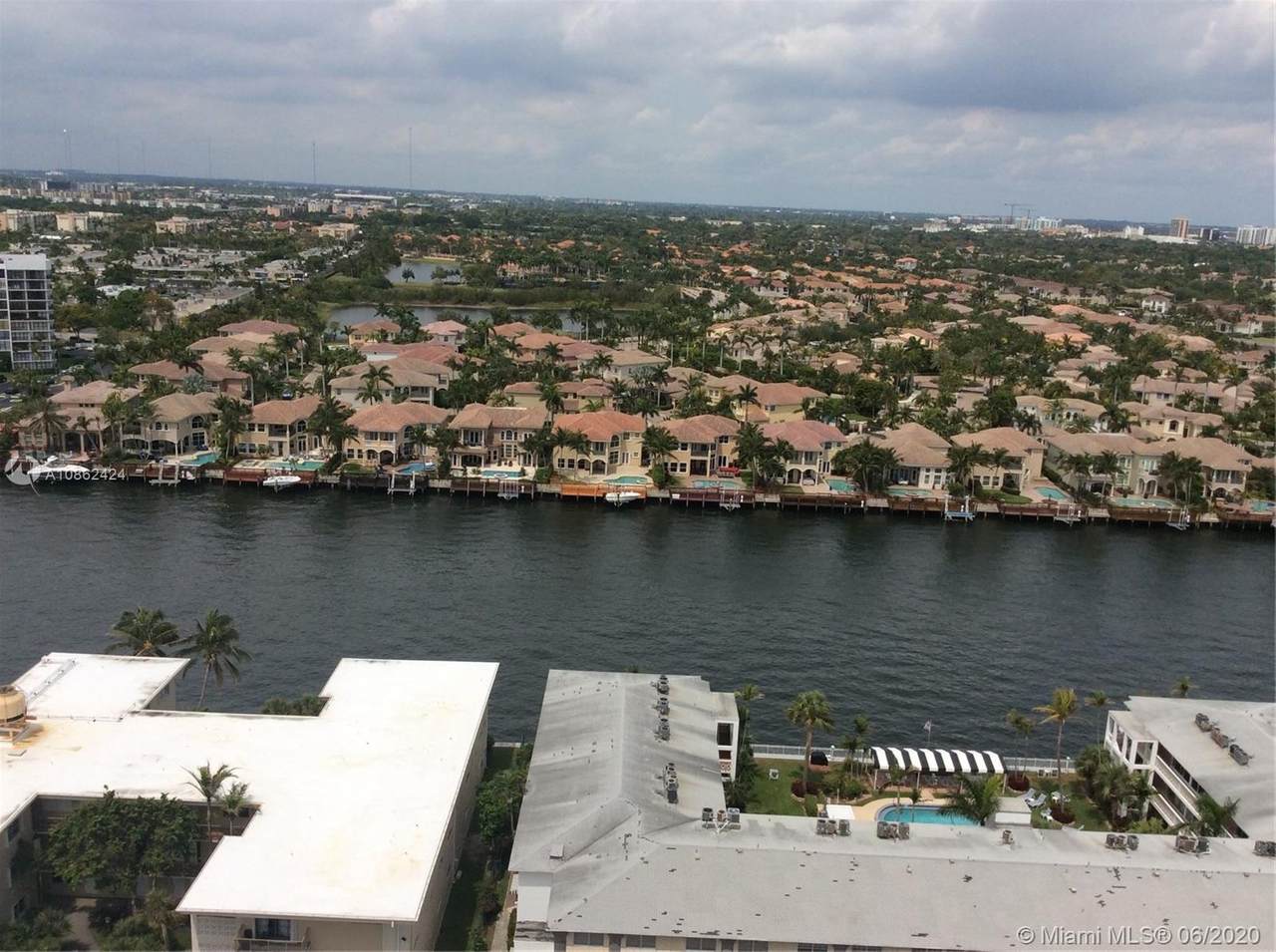 2401 Ocean Dr - Photo 1