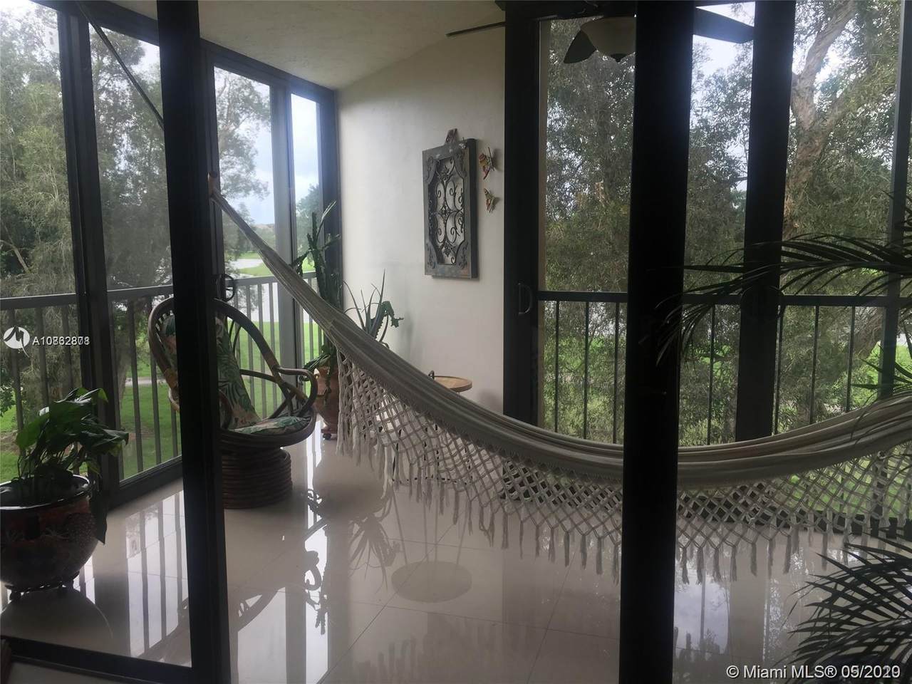 16175 Golf Club Rd - Photo 1