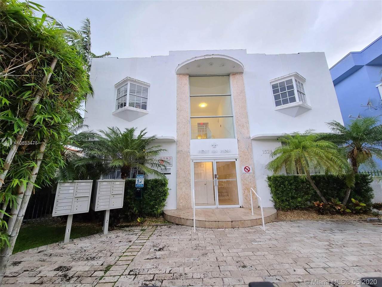 1526 Pennsylvania Ave - Photo 1